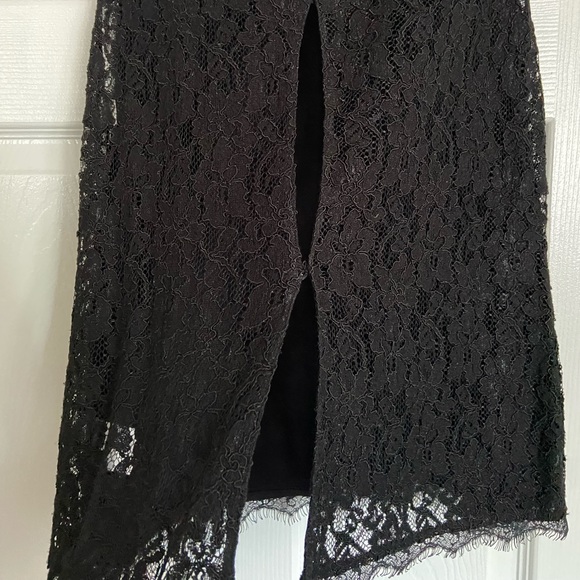 Babaton - Woman’s black, lace tank top, size M. - Picture 5 of 14